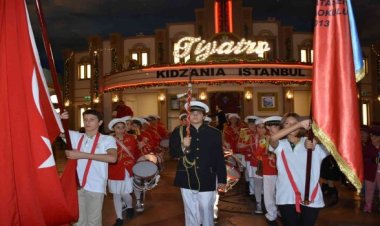 Çocuklar ülkesinde Cumhuriyetin 99uncu yıl dönümü kutlandı