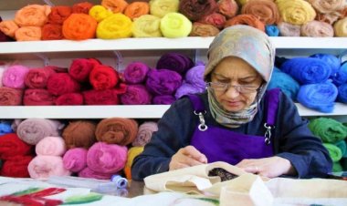 Küçücük odadan hayvanların yününü dünyaya ihraç etmeyi başardılar
