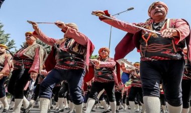 Bin Seymen aynı anda Ankara sokaklarına indi...