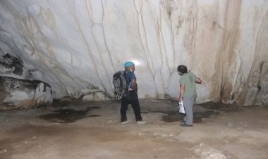 Bin 700 yıllık yazılar bulundu...